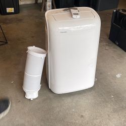 Toshiba Mobile Type AC 10,000 BTU 