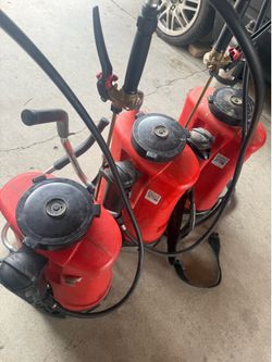 Sprayer backpack