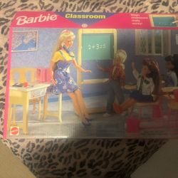 Barbie Schoolhouse