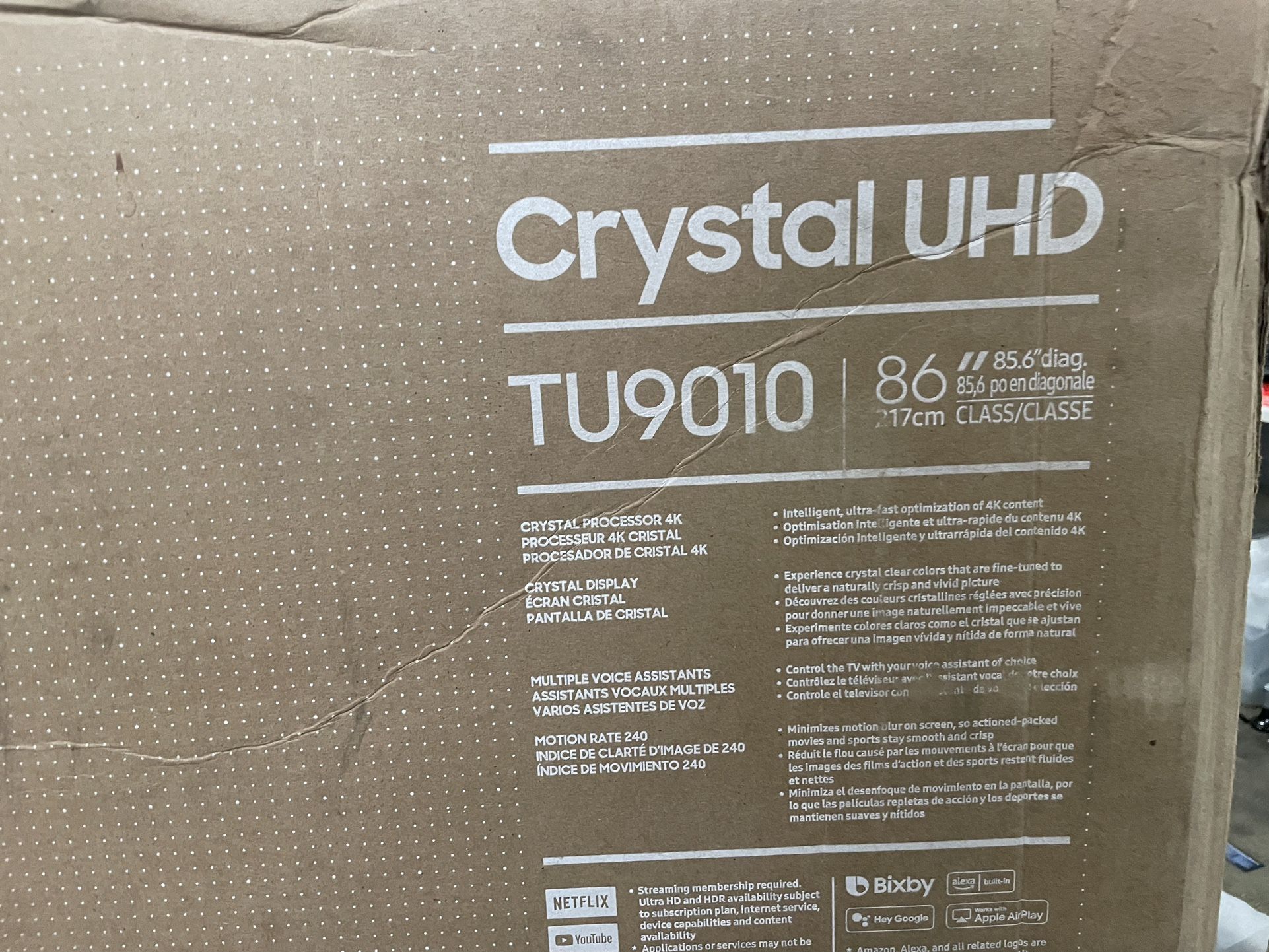 SAMSUNG 86 Inch Class Crystal 4K UHD LED TU9010 Series HDR AMD FreeSync Borderless Design Multi View Screen Smart TV with Alexa Built In (UN86TU90