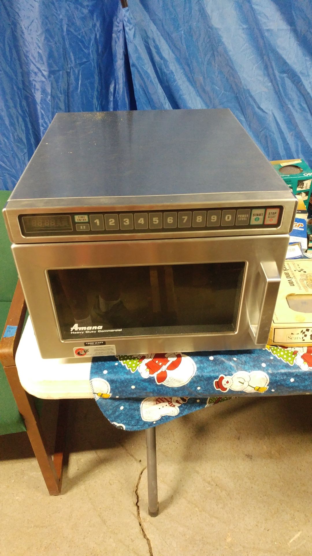 Commercial microwave