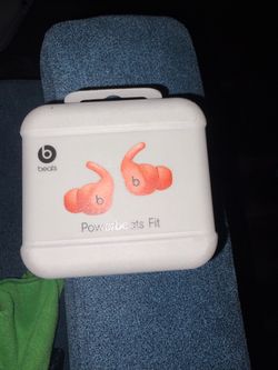 Power beats fit