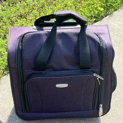 Skyline “Plum” Luggage / Suitcase