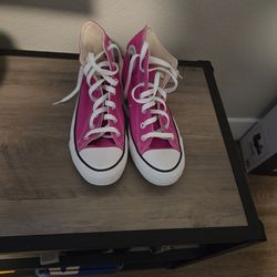 Pink/white Converse Sneakers Size 8