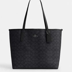 City Tote Bag In Signature Canvas 