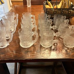 1993 Vintage Glass McDonald’s Flintstone Mugs 