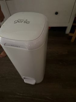 Diaper genie Paul