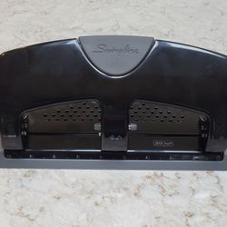 SWINGLINE Paper Punch