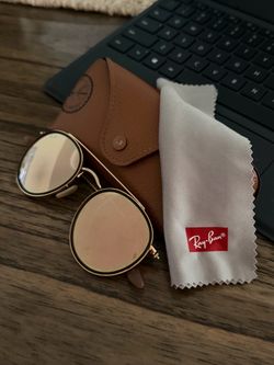 Authentic Ray-Ban Round Metal Gold – Like New – Rare Color – $190