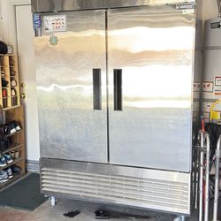 Dukers D55R Commercial 2-Door stainless Reach-In Refrigerator.