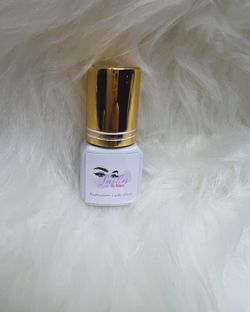 Lash Extension Adhesive 
