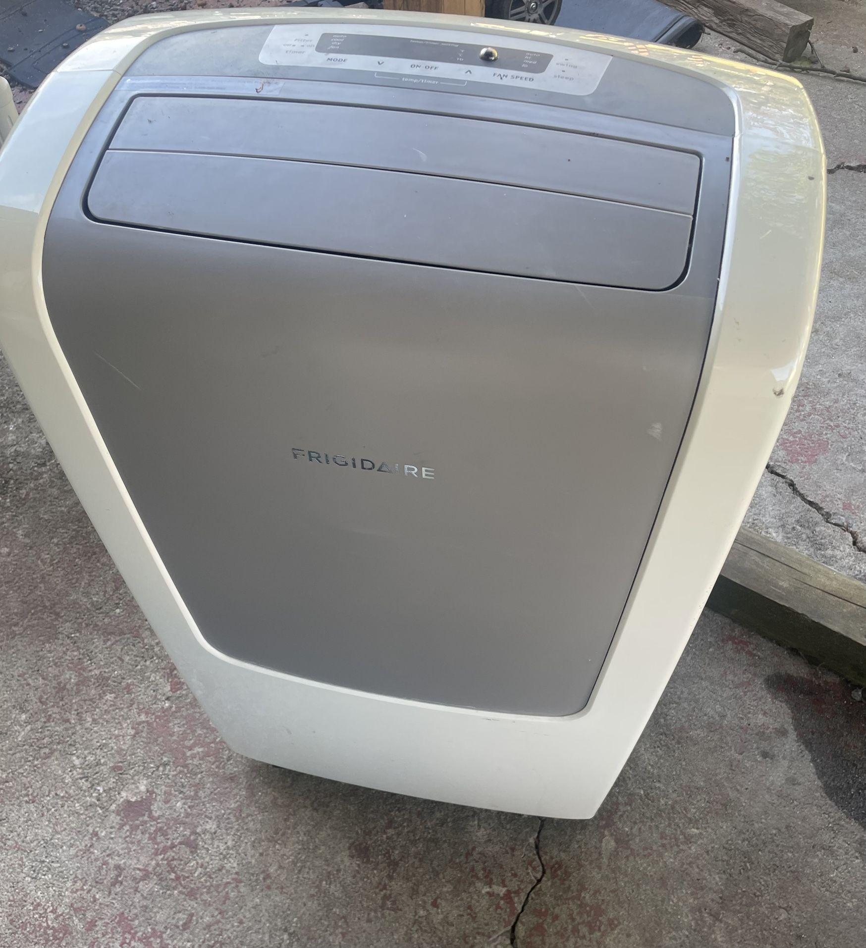 Frigidaire Portable Air Conditioner model FRA113PT1