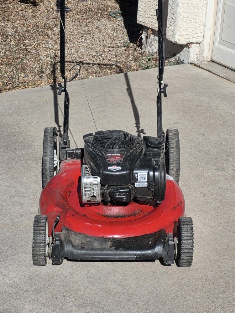 Briggs & Stratton Lawn Mower