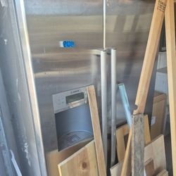  BOSCH FRIDGE  parts OR Stainless Scrap