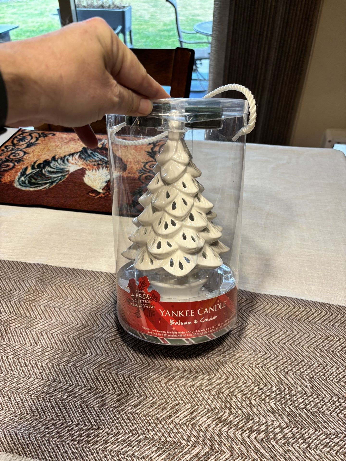 Yankee Candle Balsam Cedar White Christmas Tree Tea Light Holder