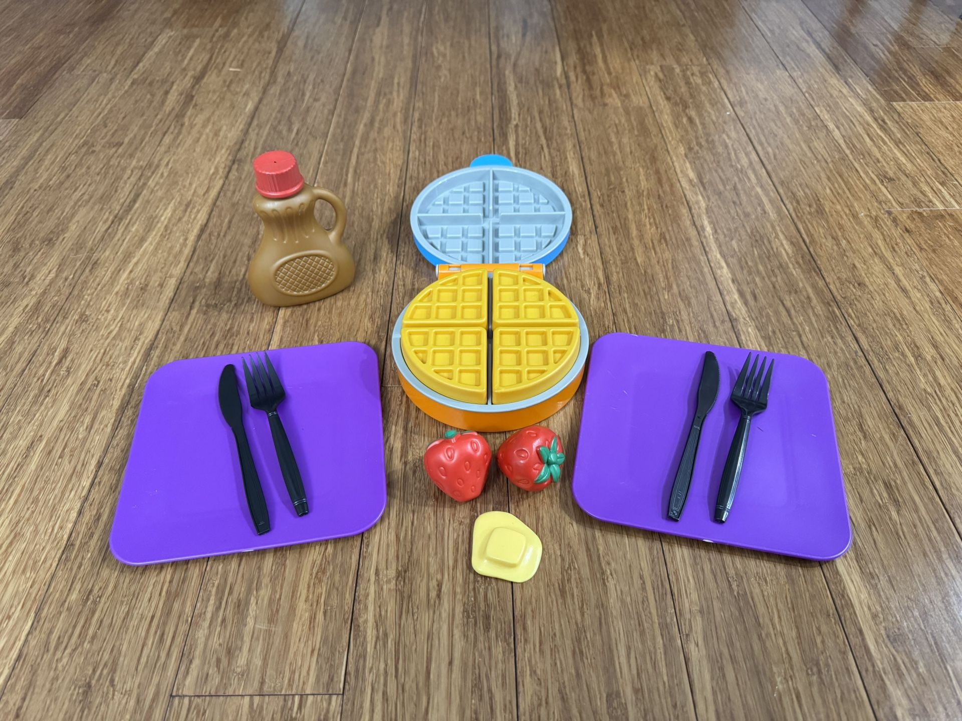 Pretend Play Waffle Breakfast Set