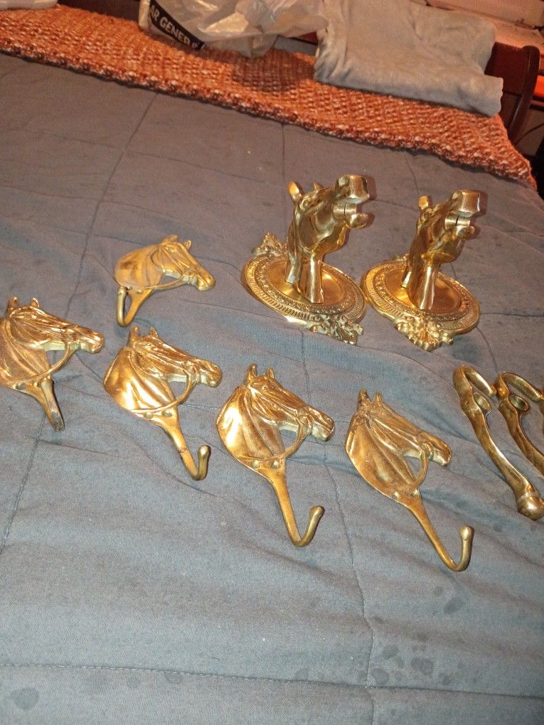 Vintage  Brass Wall Hooks And Towel Bar Equestrian  Style Or Bridle Holders Antique Solid Brass