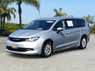 2023 Chrysler Voyager
