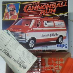 The cannonball run  Plastic model Van