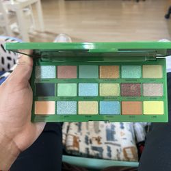 Makeup Palettes 