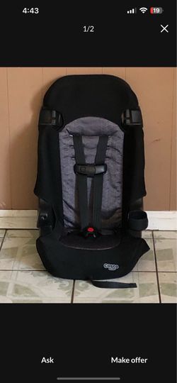 PRACTICALLY NEW 2 IN 1 CAR SEAT BOOSTER!!!!