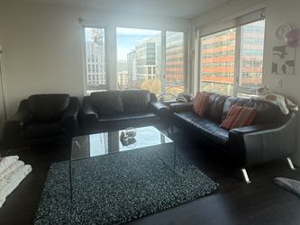 (FREE DROPOFF 3/21) Nicoletti 3 Piece Italian Leather Sofa Black