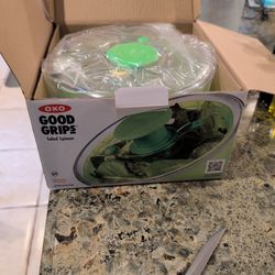 Oxo Good Salad Spinner 6.2qt