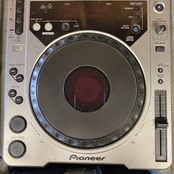 Pioneer CDJs 