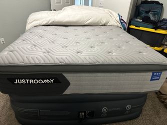 Costco queen mattress