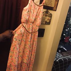 Young Girls Dress