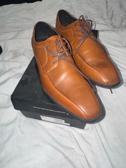Men’s dress shoes
