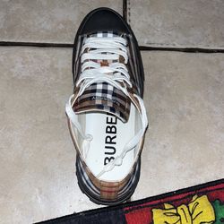 Burberry Shoes