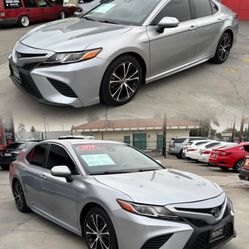 2019 Toyota Camry SE