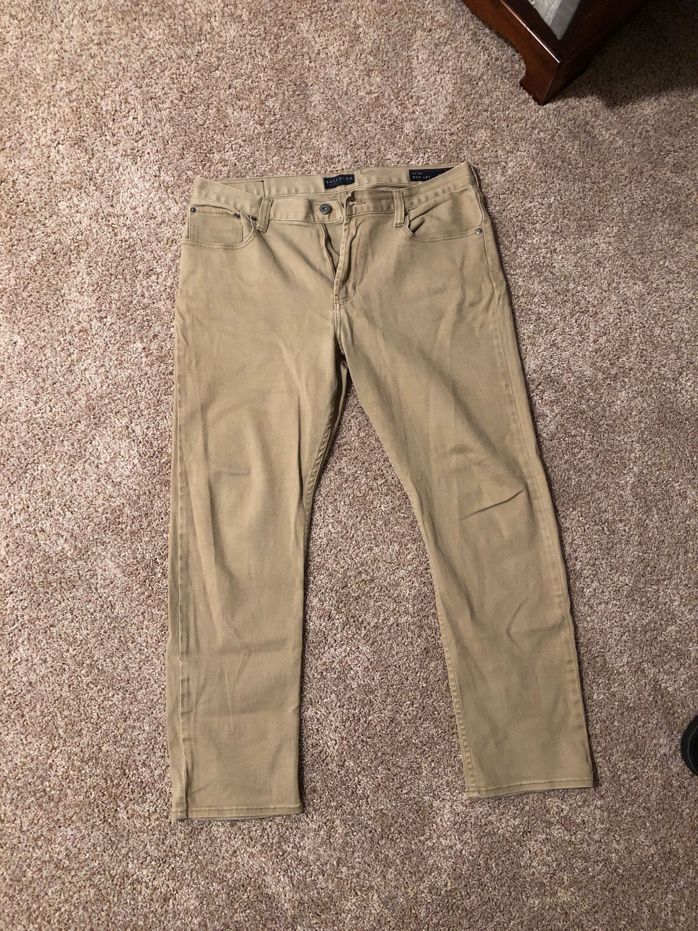 Bullhead Size 36-32 Slim Jeans