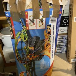 Hot Wheel Colossal Crash