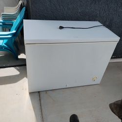 XL Deep Freezer