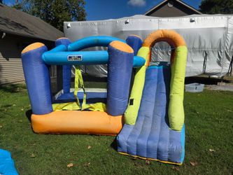 Bounce house great shape