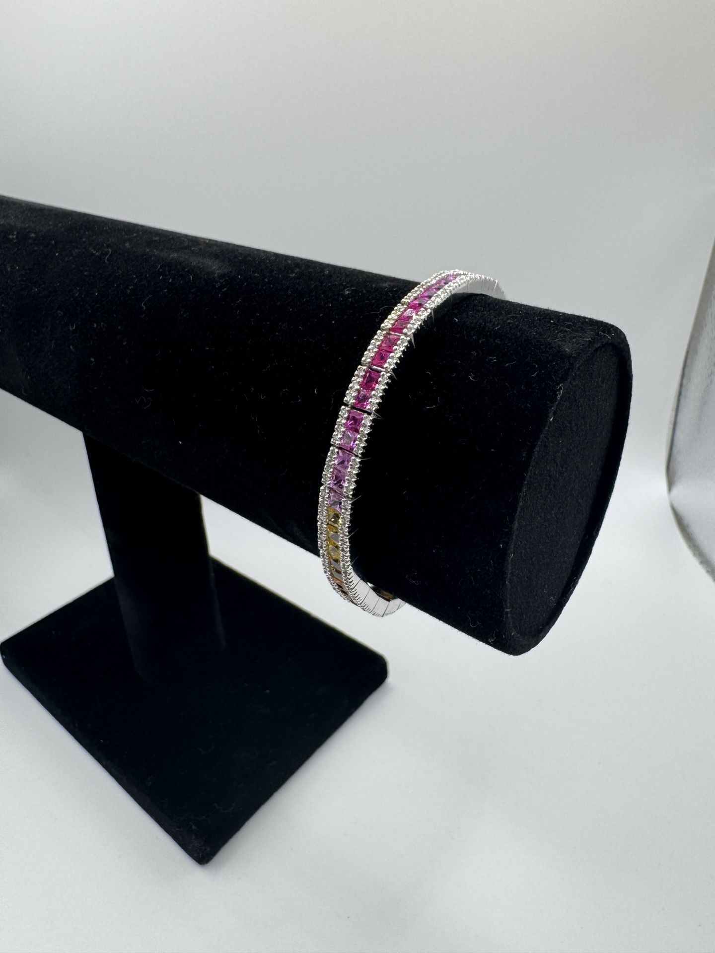 14K white gold bracelet – 17.81g.