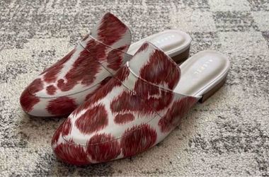 Alepel sophisticated hand-painted loafers, size 9