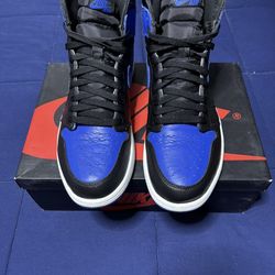 Jordan 1 Retro High OG Royal 2017  Size 12
