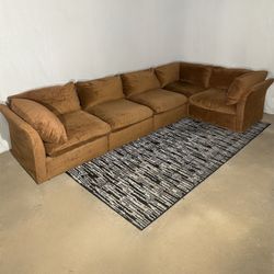 FREE DELIVERY (Stratford Modular Sectional)