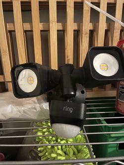 Ring 5W21S8BEN0 Floodlight