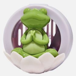 Super Cute! BATH & BODY WORKS 💕🪷YOGA FROG🪷🧘‍♀️💕Vent or Visor Clip Car Fragrance Holder  