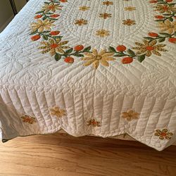 Vintage appliqué quilts