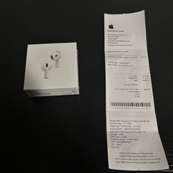 Apple Airpods Gen 4 ANC (Active noise cancellation)