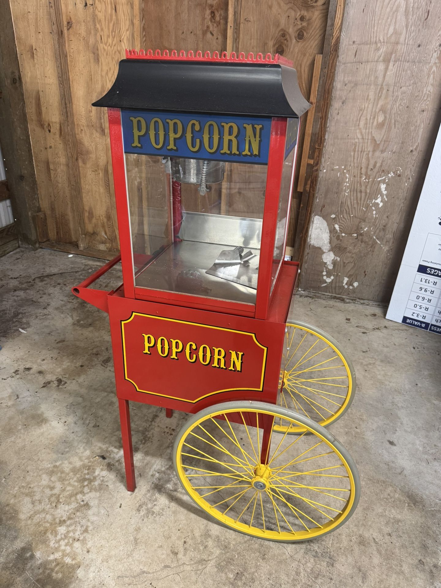 Popcorn machine