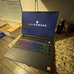 Alienware M18 R1
