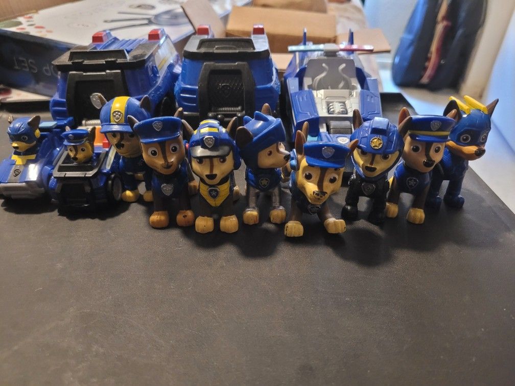 Paw Partol Lot Figures