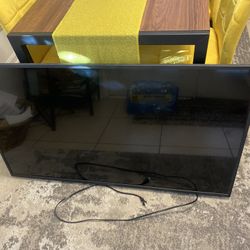 45 Inch Sharp Roku TV