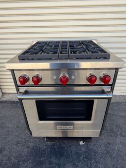 Wolf 30” Gas Range Excellent